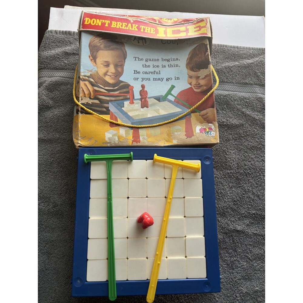 Vintage Original Don't Break the Ice Game Schaper  1969  Good Condition